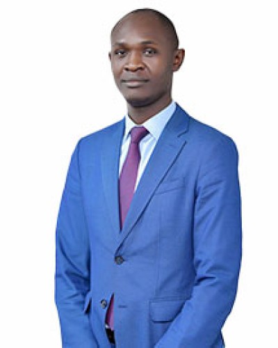 Dennis Olola